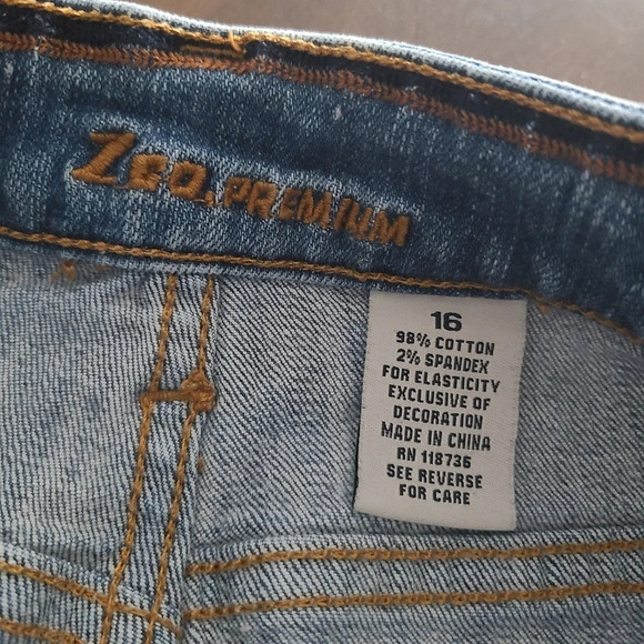 Z Co premium  jeans shorts women's sz.16 - Picture 7 of 13